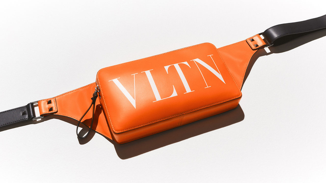 rockstud, vltn & vlogo gifts for him by valentino