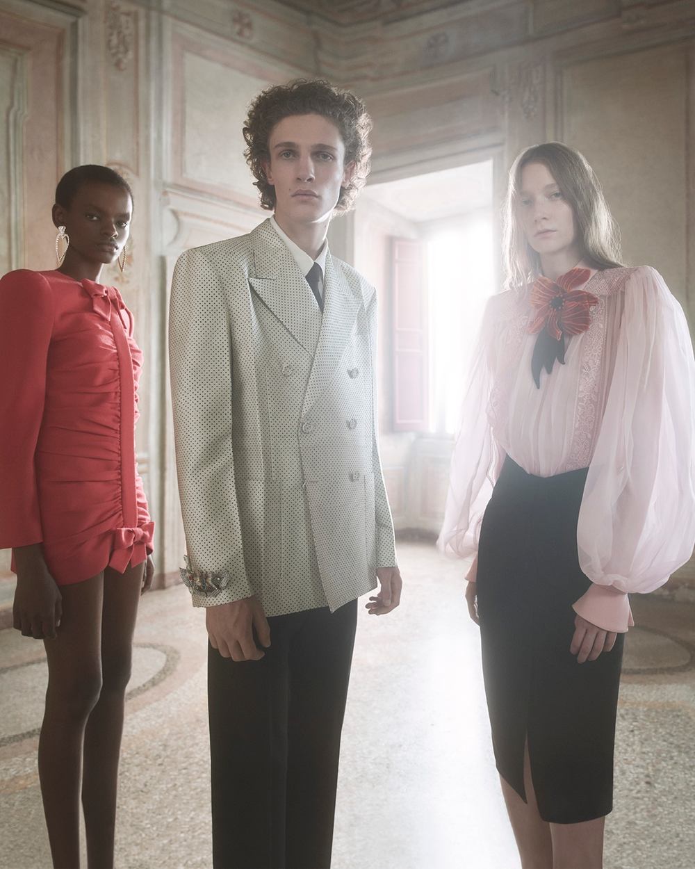 Valentino_ADV_Fireflies_SS26_M_01