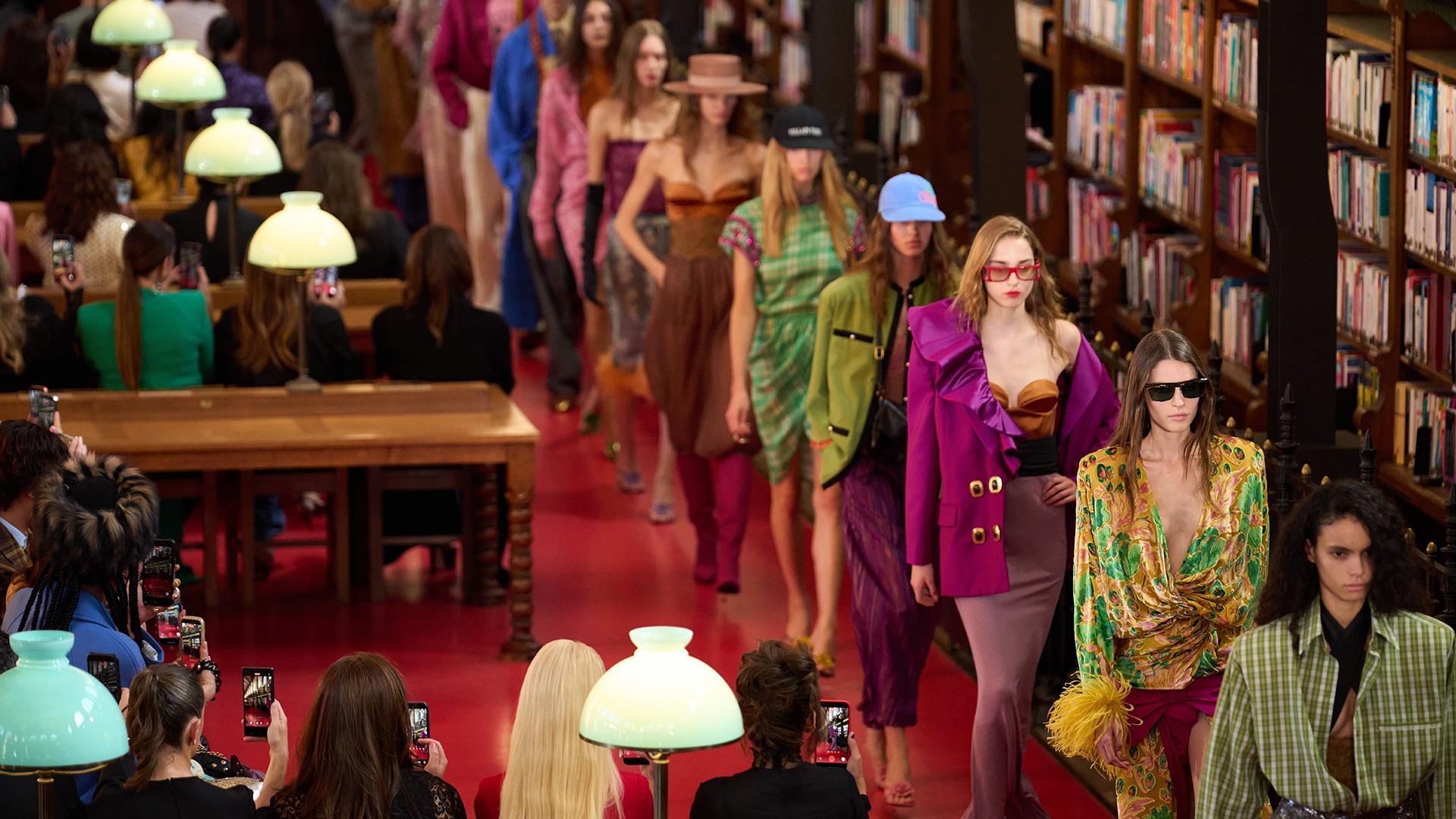HP_Valentino_SS27_Antibiblioteca_16x9