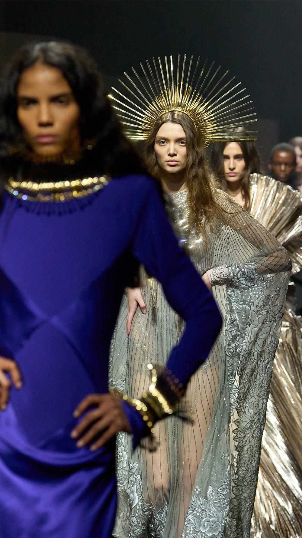 Valentino_HC2026_SpeculaMundi_HP_9x16