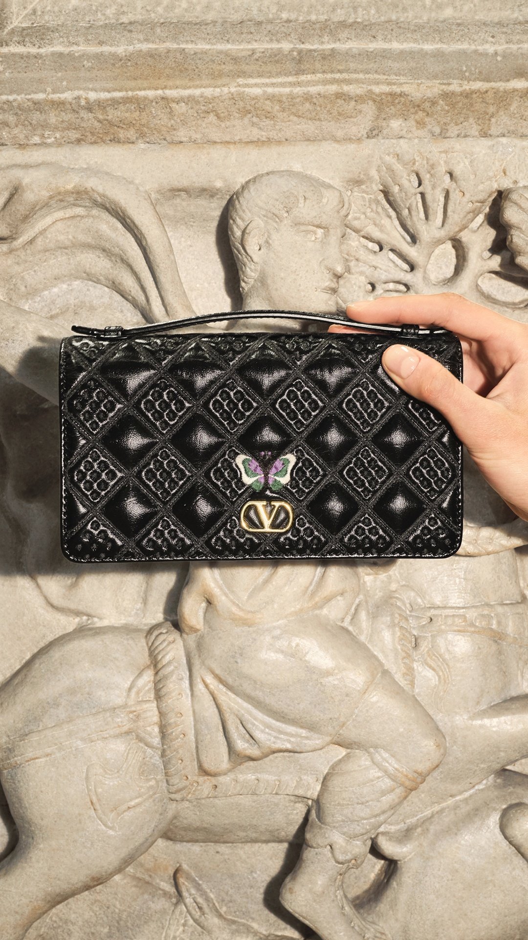 HP_Valentino_Flutterby_9x16