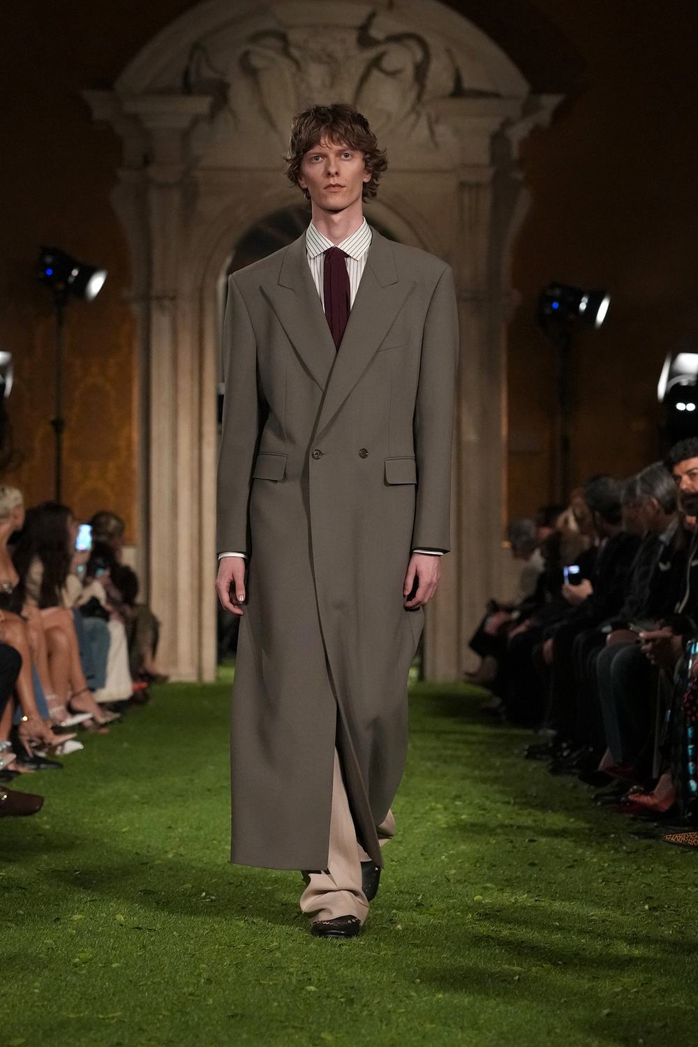 004_VALENTINO_FW2627