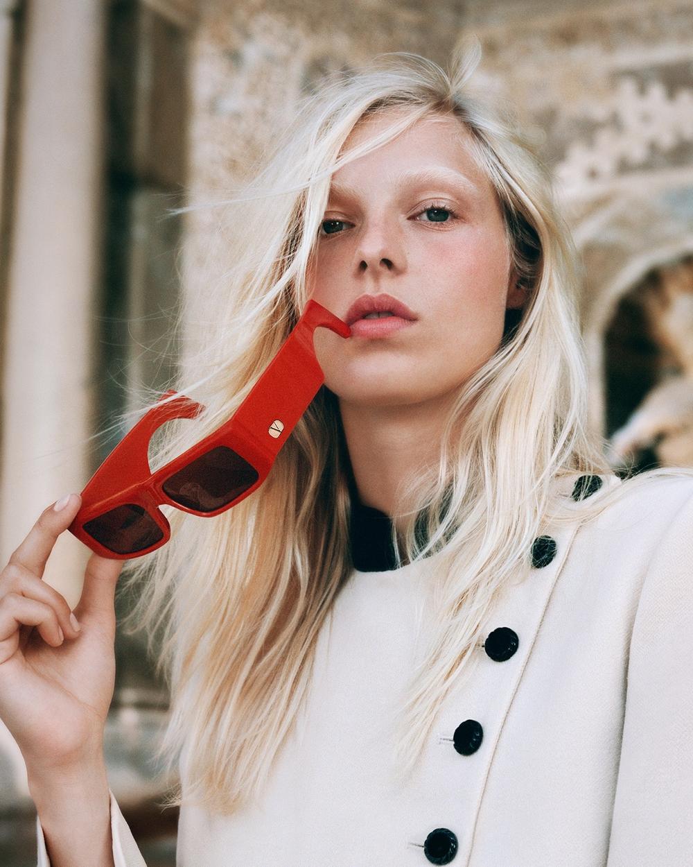 01_Valentino_SS26_Eyewear_4x5