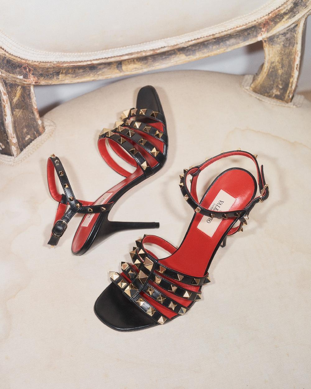 04_ValentinoGaravani_PreFall2026_RockstudShoes