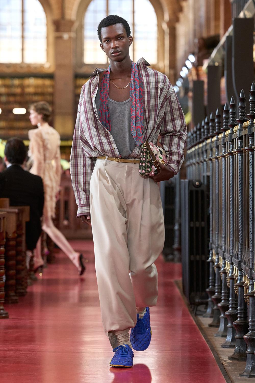 019_VALENTINO_SS27