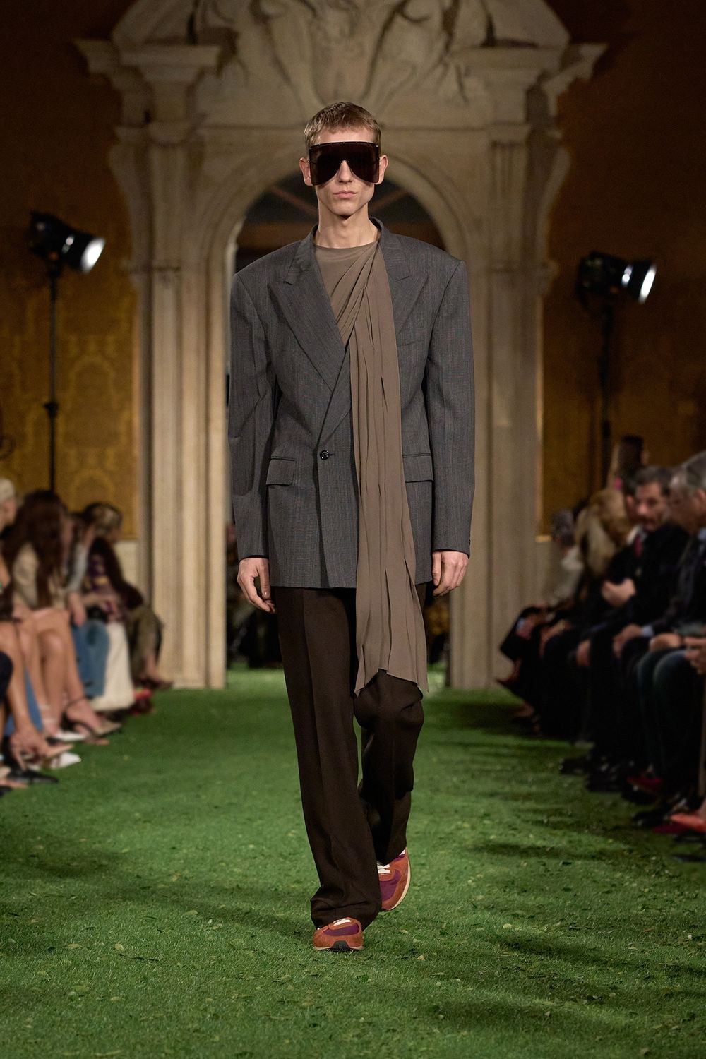005_VALENTINO_FW2627