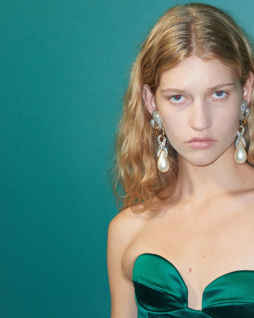 06_Valentino_PAP_SS27_Antibiblioteca_beauty
