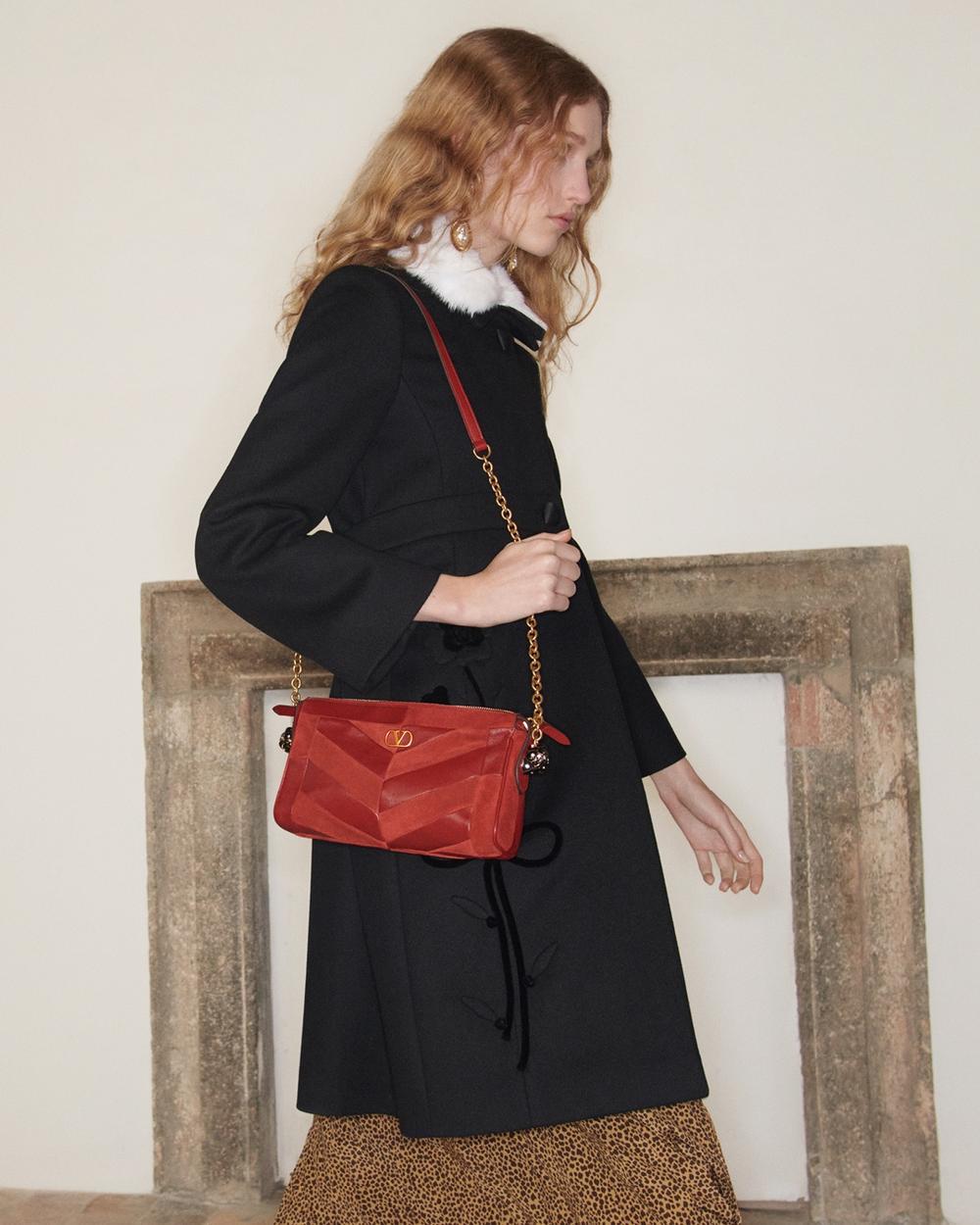 01_Valentino_Hero_PreFall2026_W_4x5