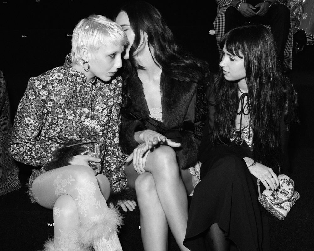 08_FrontRow_ValentinoFireflies