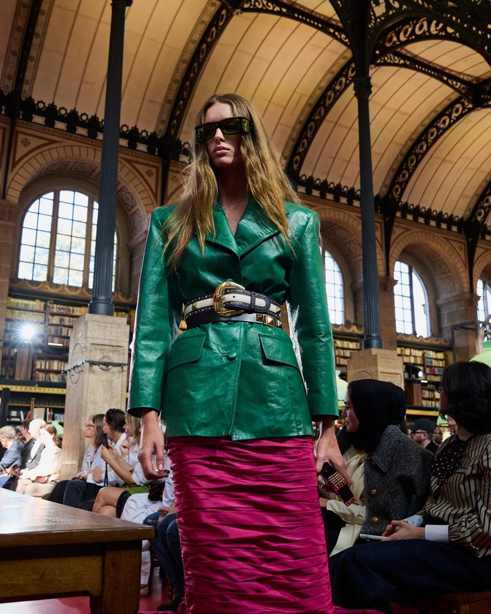 19_Valentino_SS27_Atmosphere