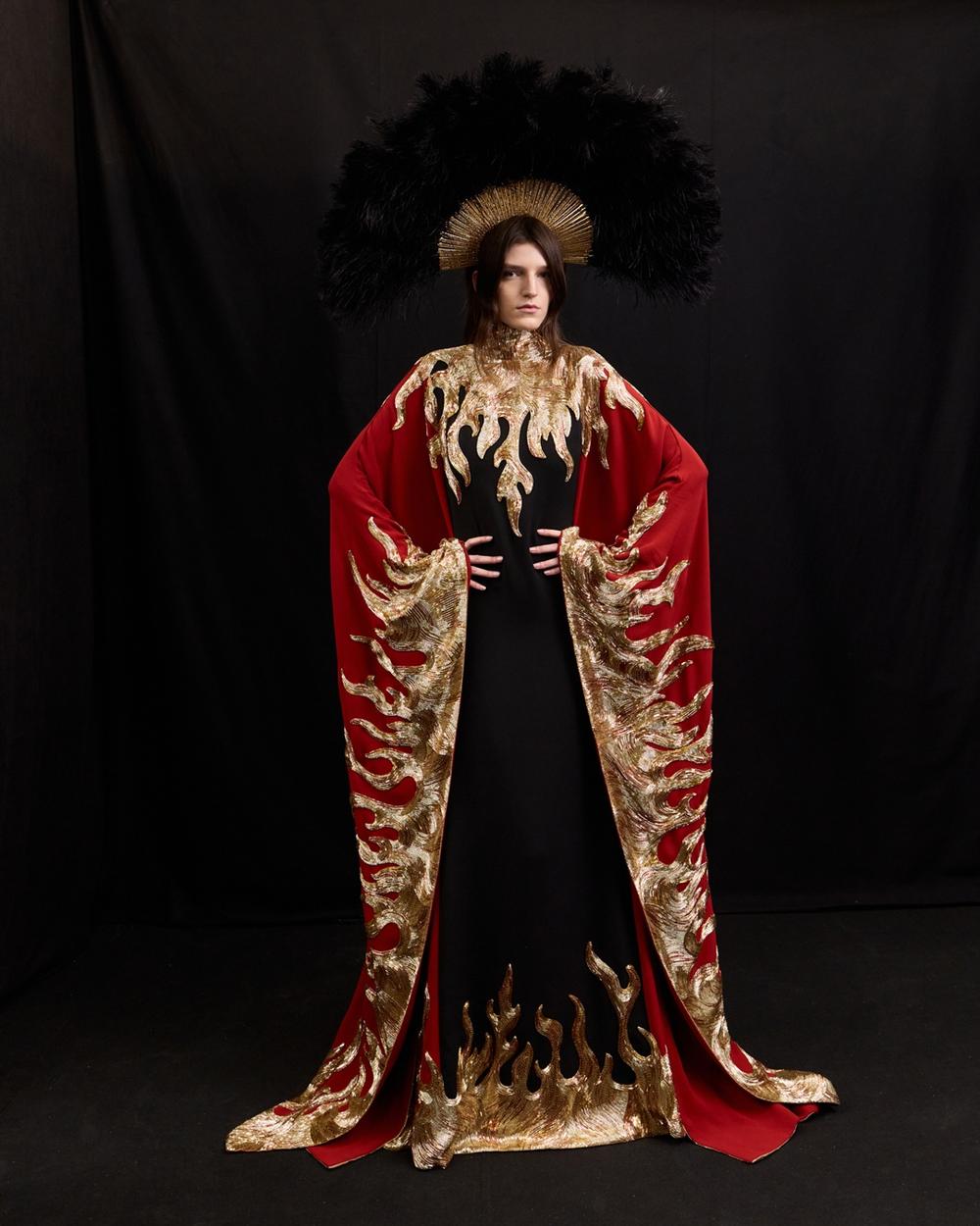 Cross_Valentino_HC2026_SpeculaMundi_Backstage