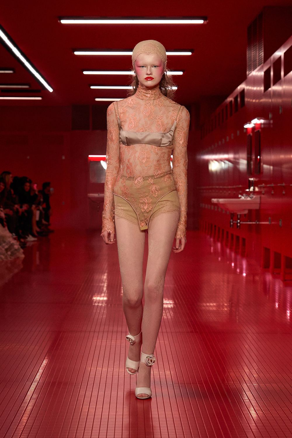 001_VALENTINO_FW2526