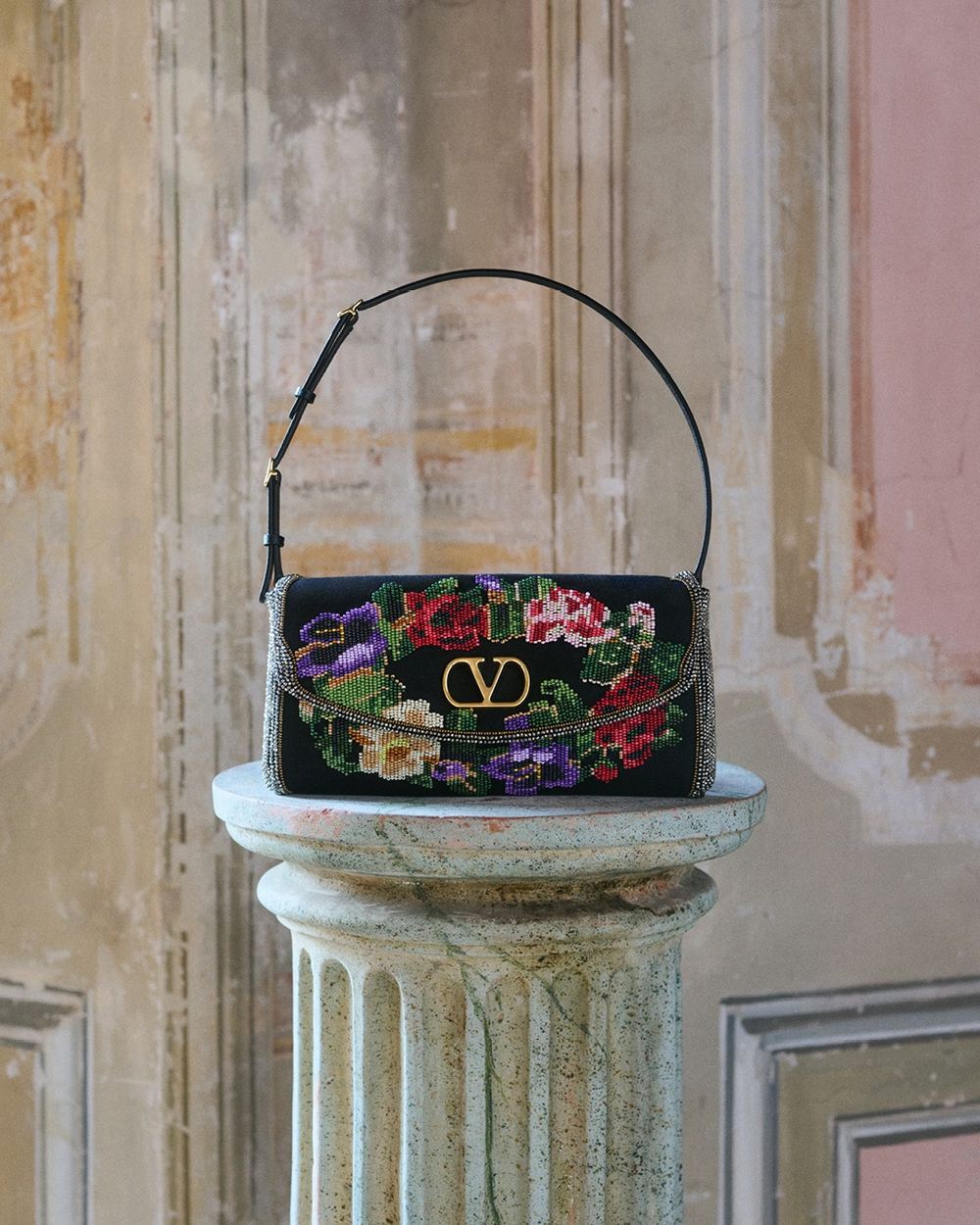 Category_W_SS26_Bags_4x5