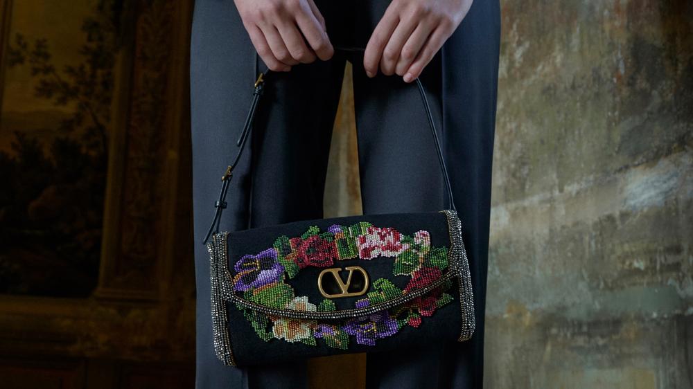 HP_SS26_Fireflies_Valentino_Devain_16x9