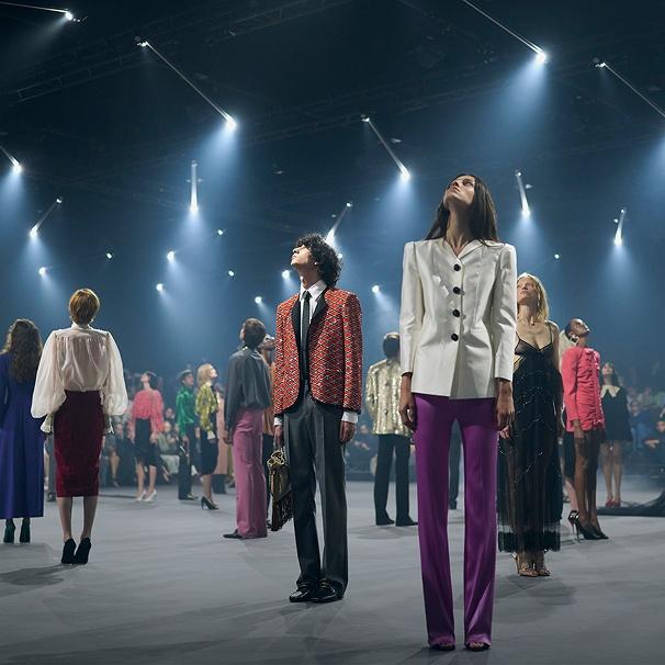 Subscription_WelcomePage_Fireflies_SS26_show