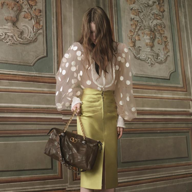 Valentino_SS26_NewIn_Panthea_1x1_exc