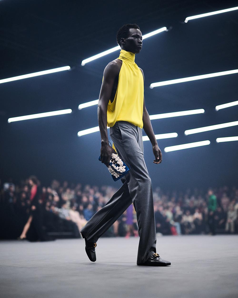 011_VALENTINO_SS26_ATM