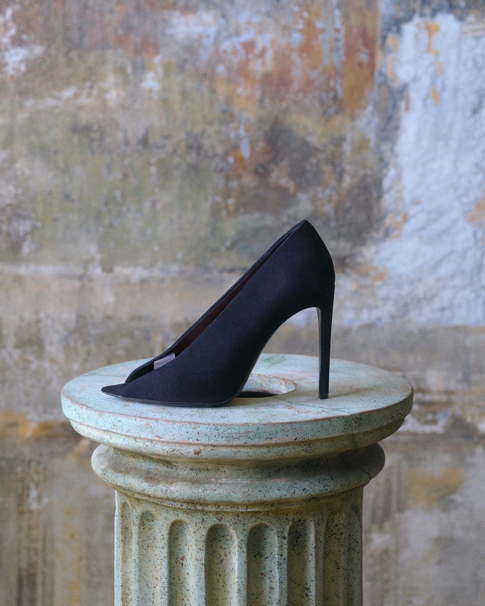 Category_W_SS26_Shoes_4x5