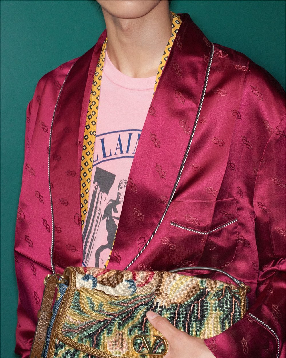 13_Valentino_PAP_SS27_Antibiblioteca_backstage