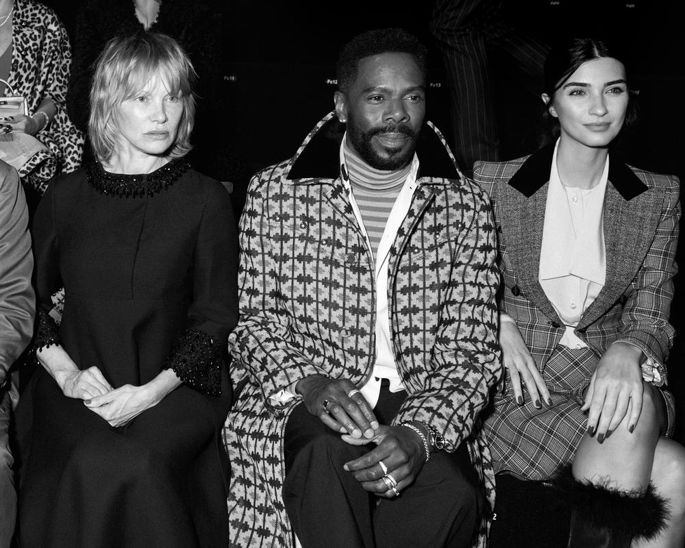 02_FrontRow_ValentinoFireflies