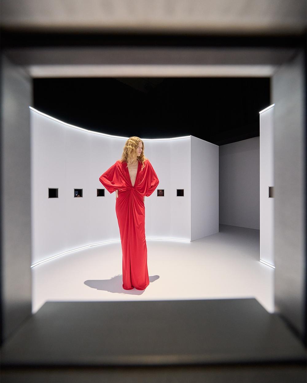 Cross_Valentino_HC2026_SpeculaMundi_WatchTheShow