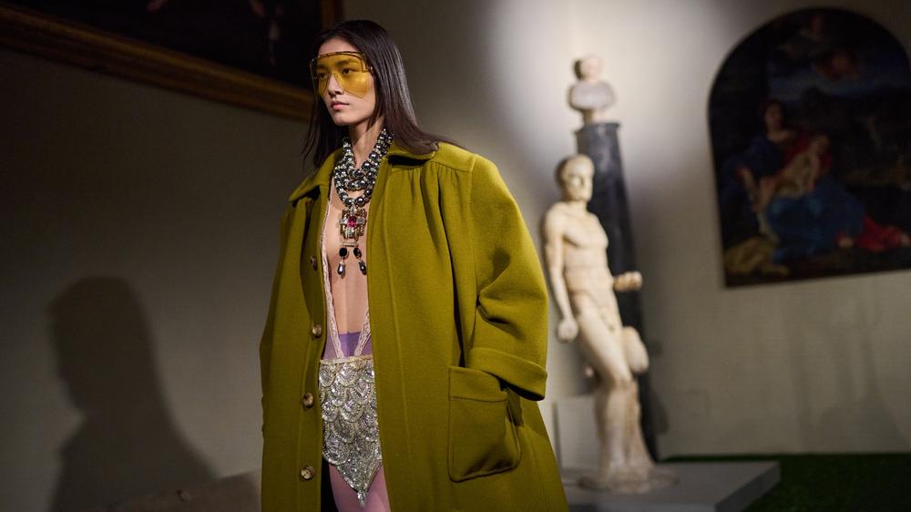 25_Atmosphere_Valentino_PAP_FW2627