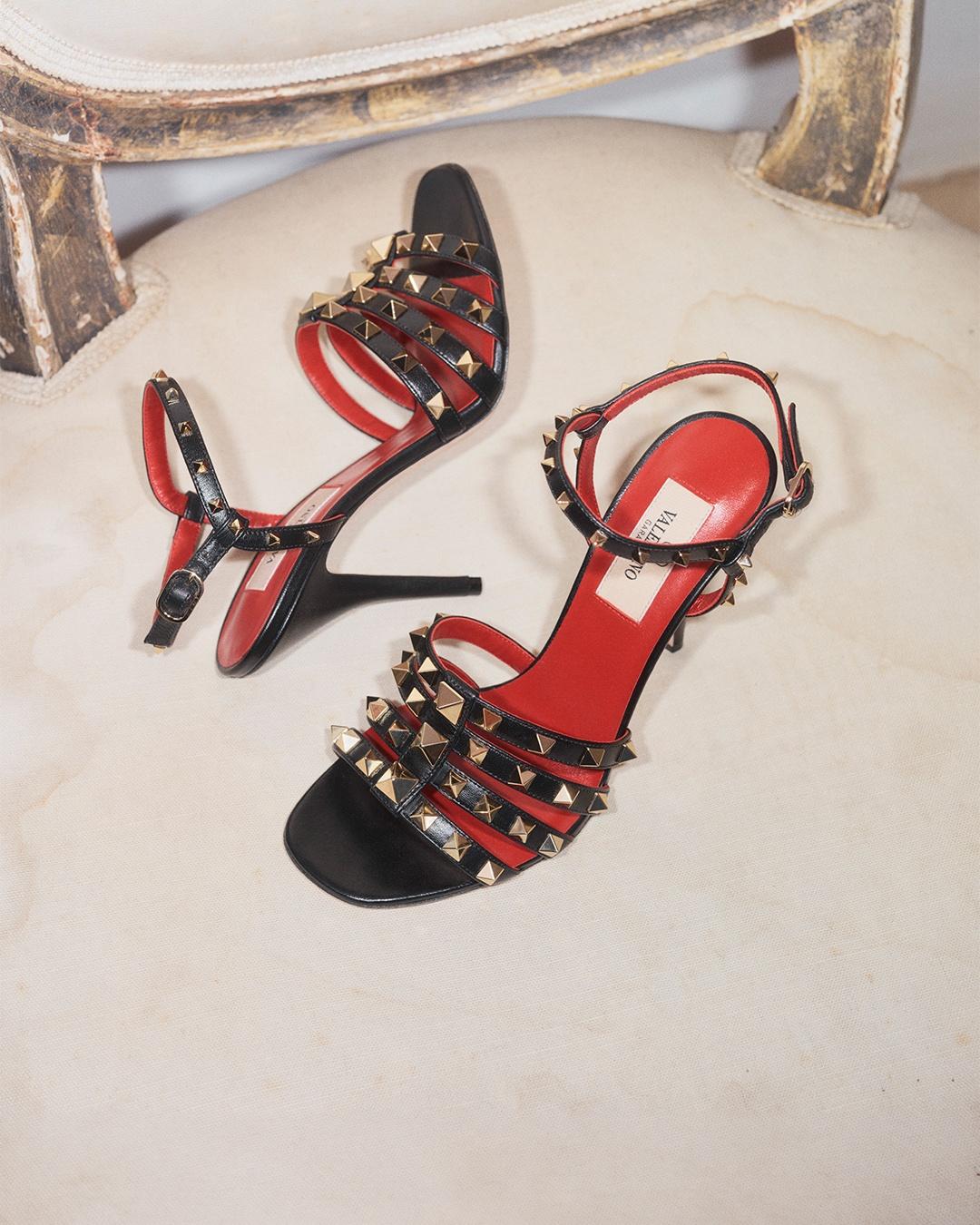 FocusProduct_PreFall2026_Rockstud_4x5