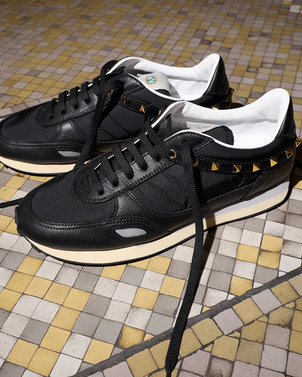 05_Valentino_Interferenze_FW26_StudUp