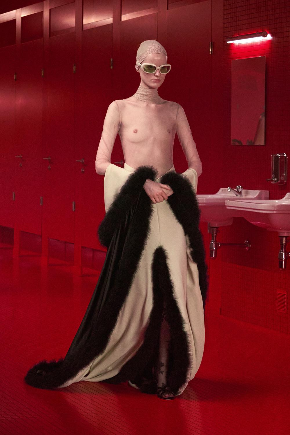 010_VALENTINO_FW2526