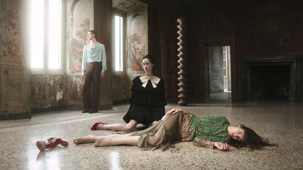 Valentino_ADV_Fireflies_SS26_W_11