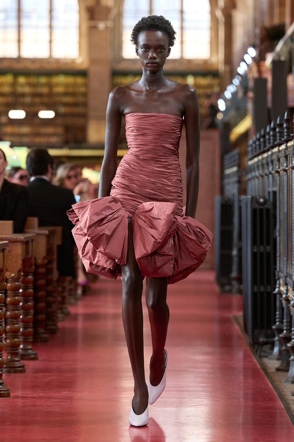 003_VALENTINO_SS27
