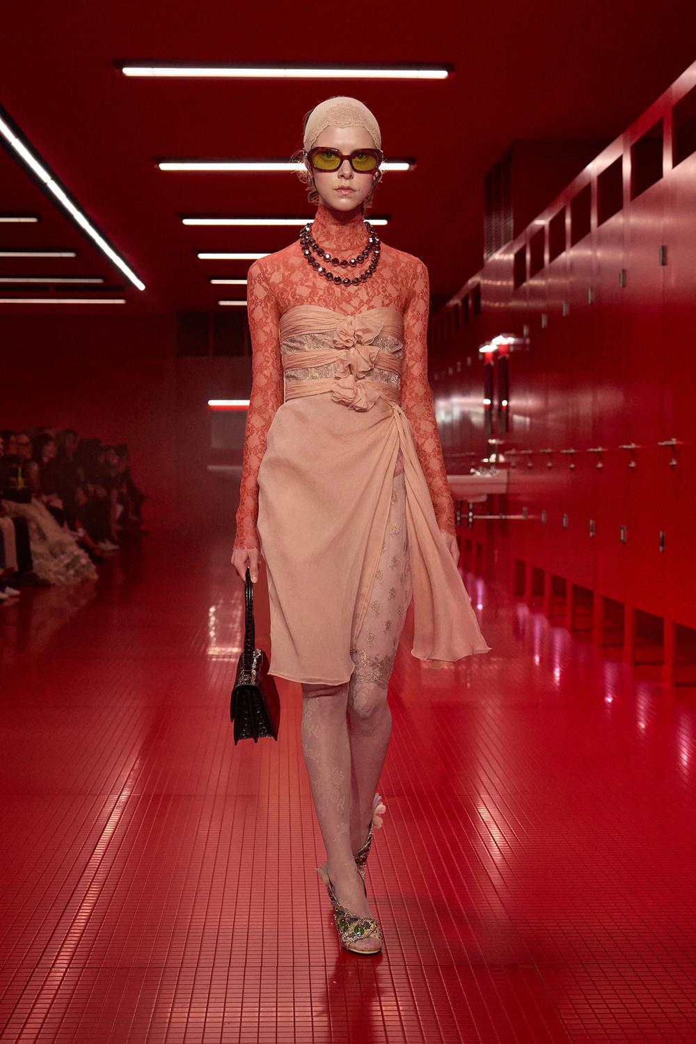 006_VALENTINO_FW2526