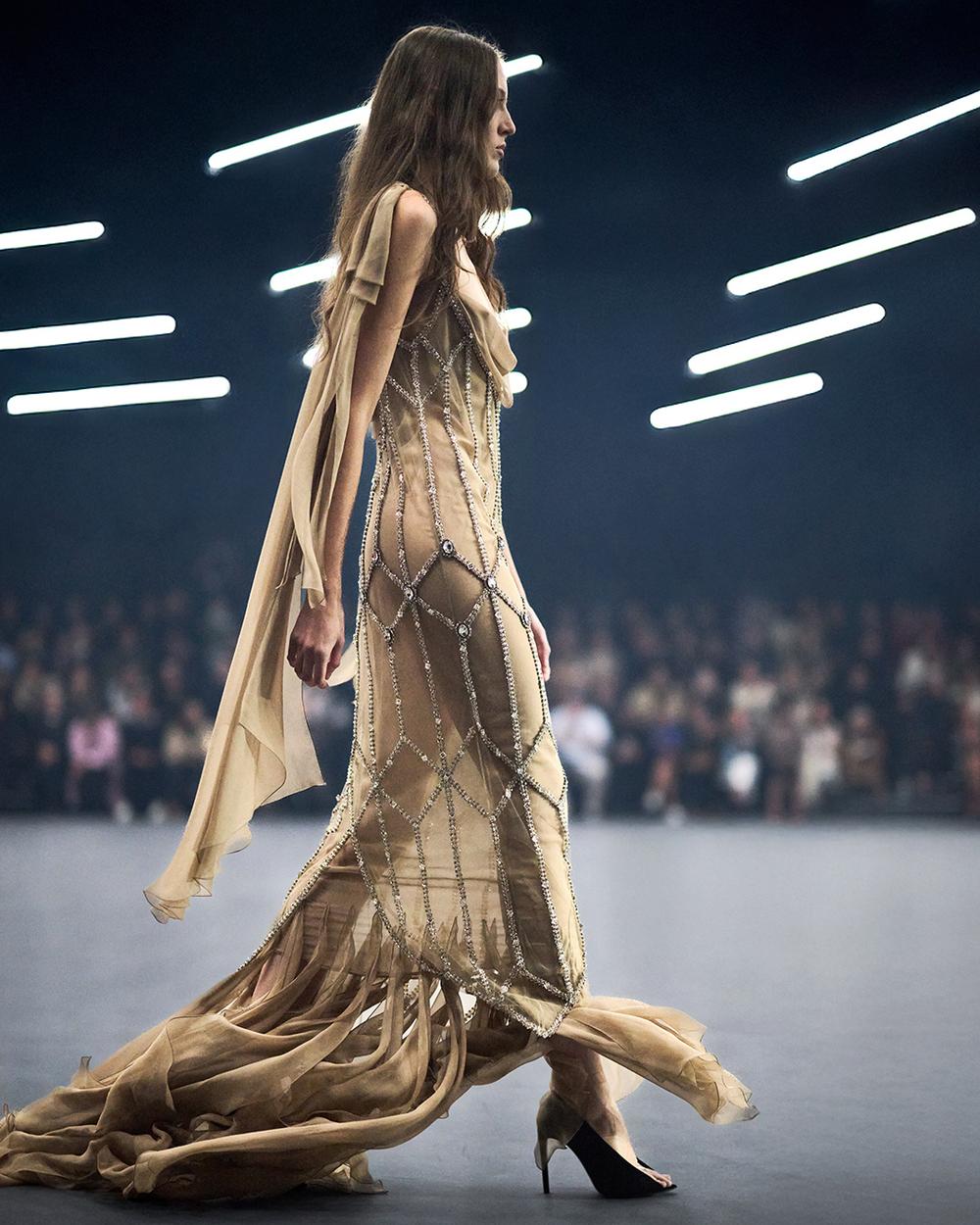 005_VALENTINO_SS26_ATM