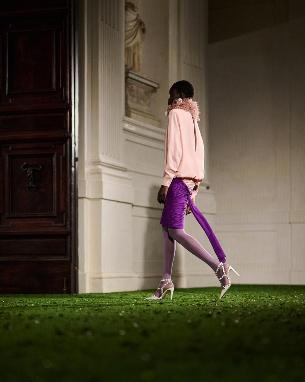 27_Atmosphere_Valentino_PAP_FW2627