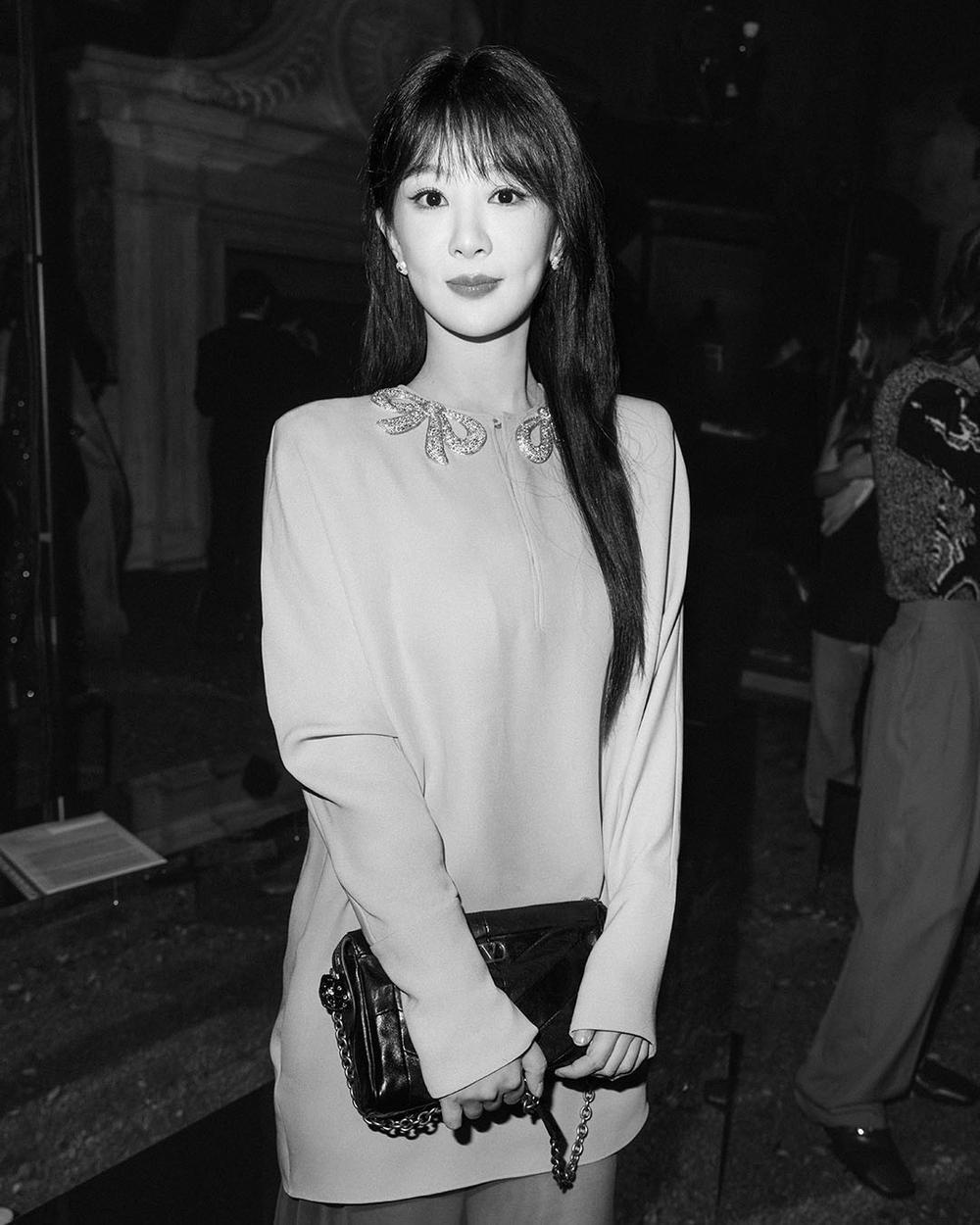 18_Valentino_Interferenze_PAP_FW2627_FrontRow