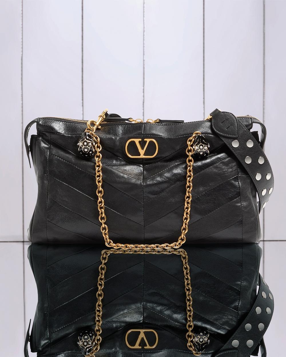 Category_W_Cruise2026_Bags_4x5