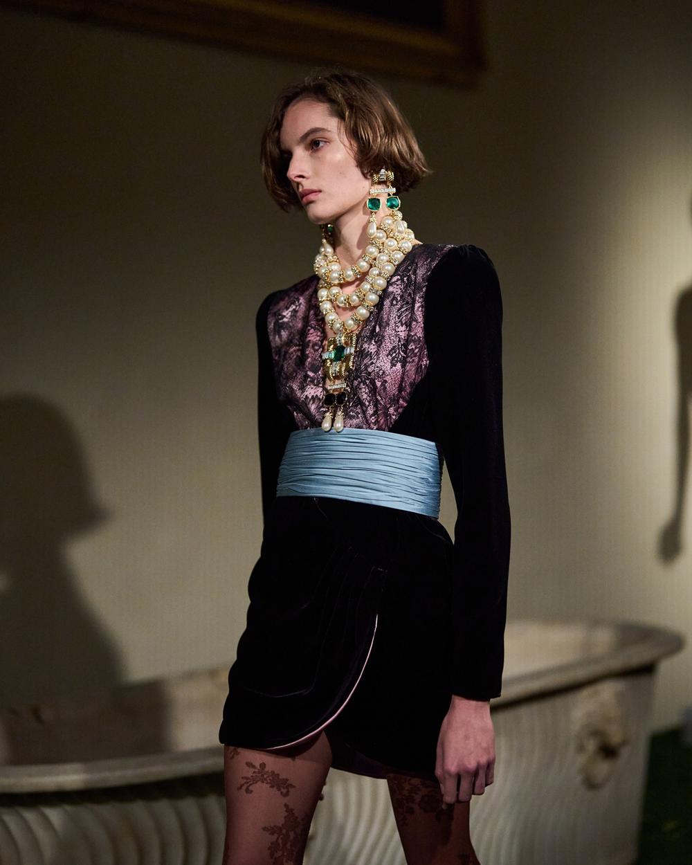 09_Atmosphere_Valentino_PAP_FW2627