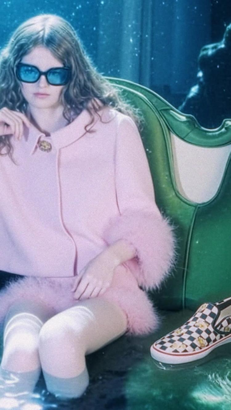 ヴァレンティノ公式オンラインストア：ウェア＆アクセサリー