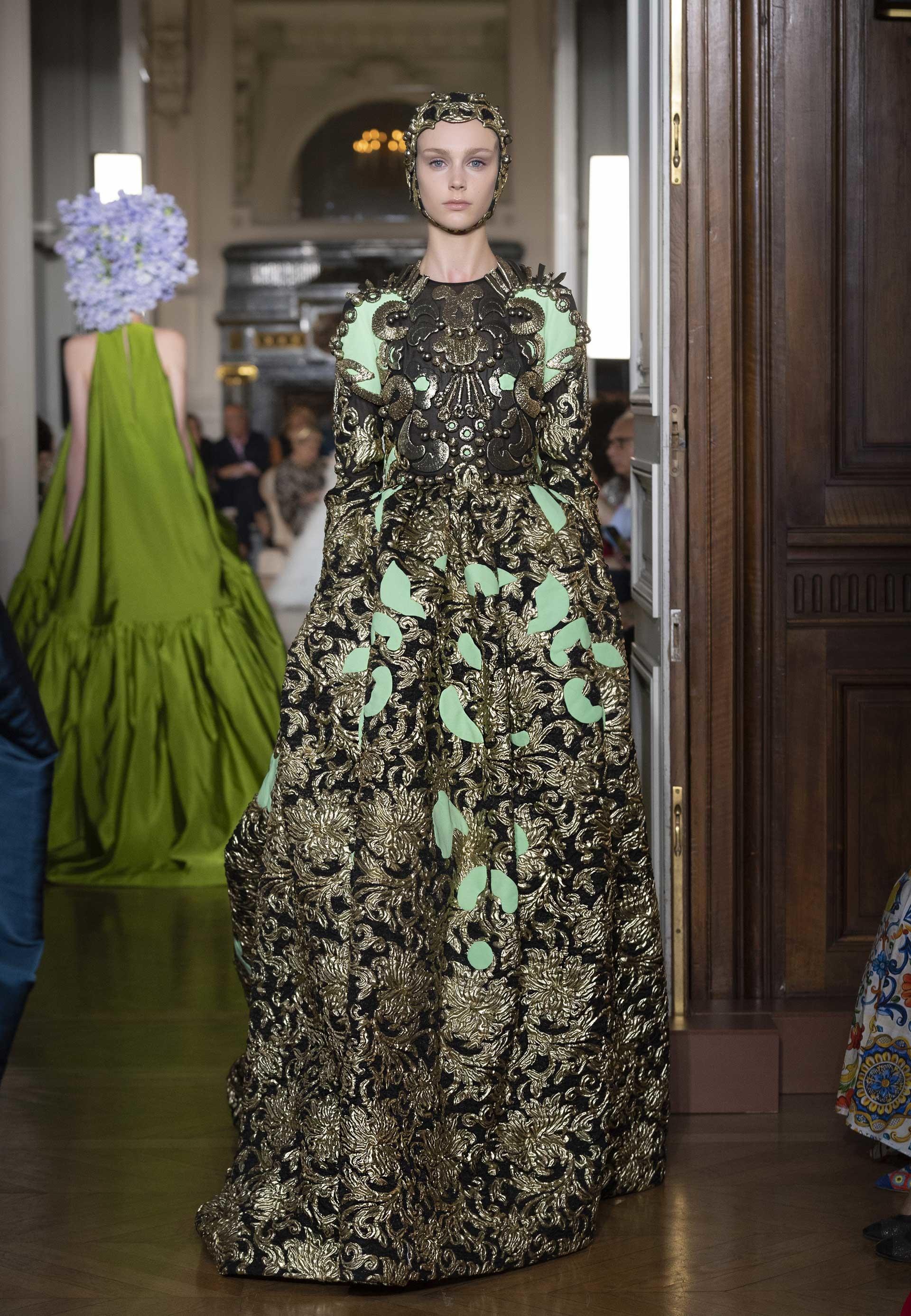 Valentino - Haute Couture Autumn/Winter 2018-19 - Look 42