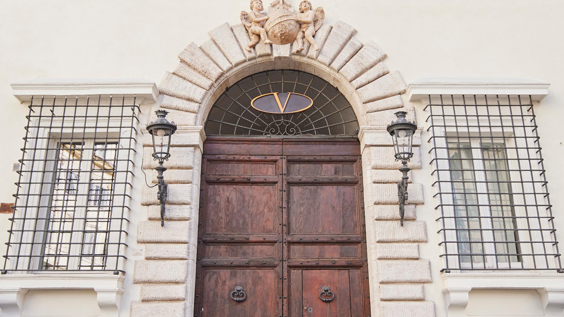 WorldOfValentino_Maison_16x9