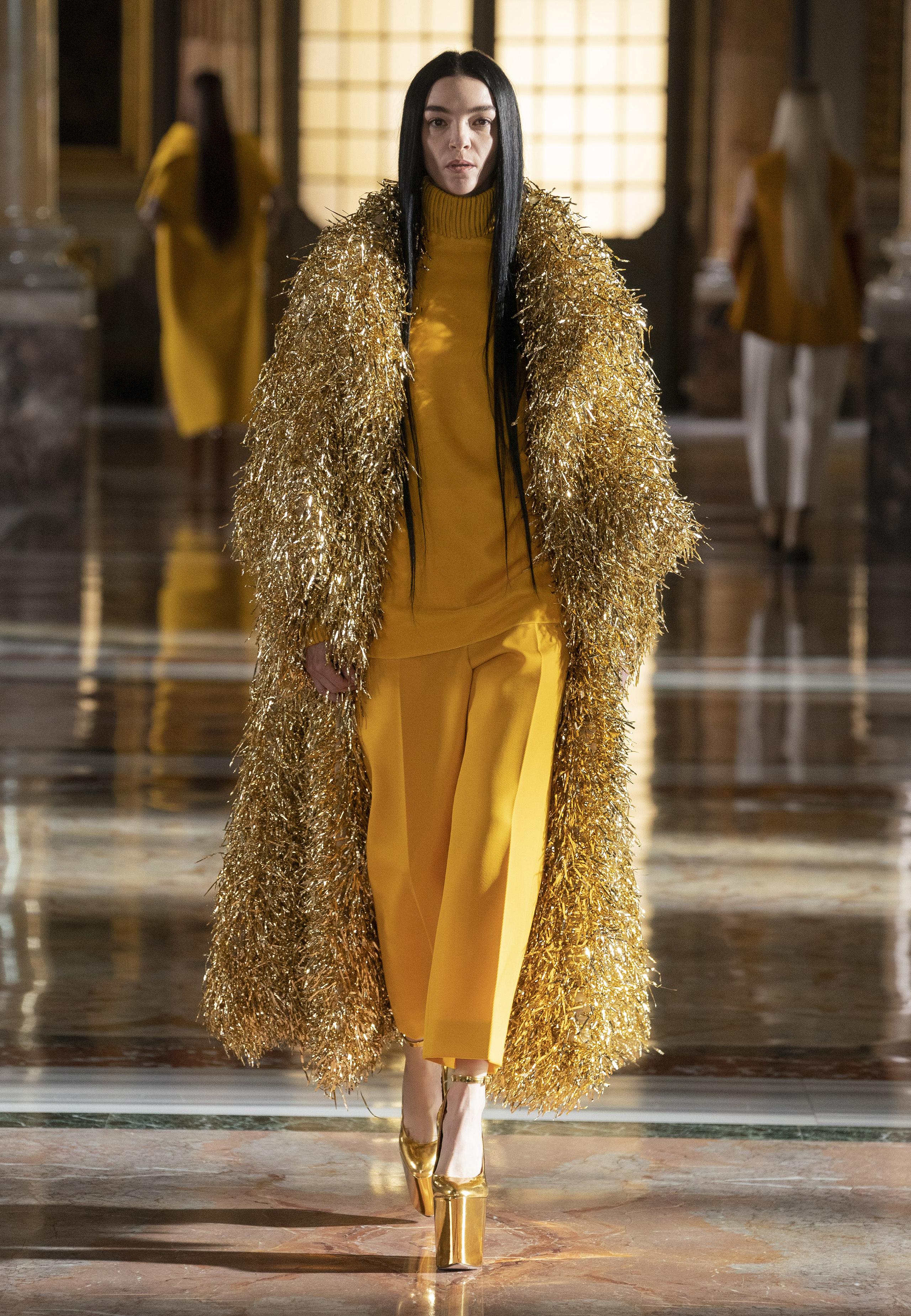Valentino - Haute Couture Spring/Summer 2021 - Look 67