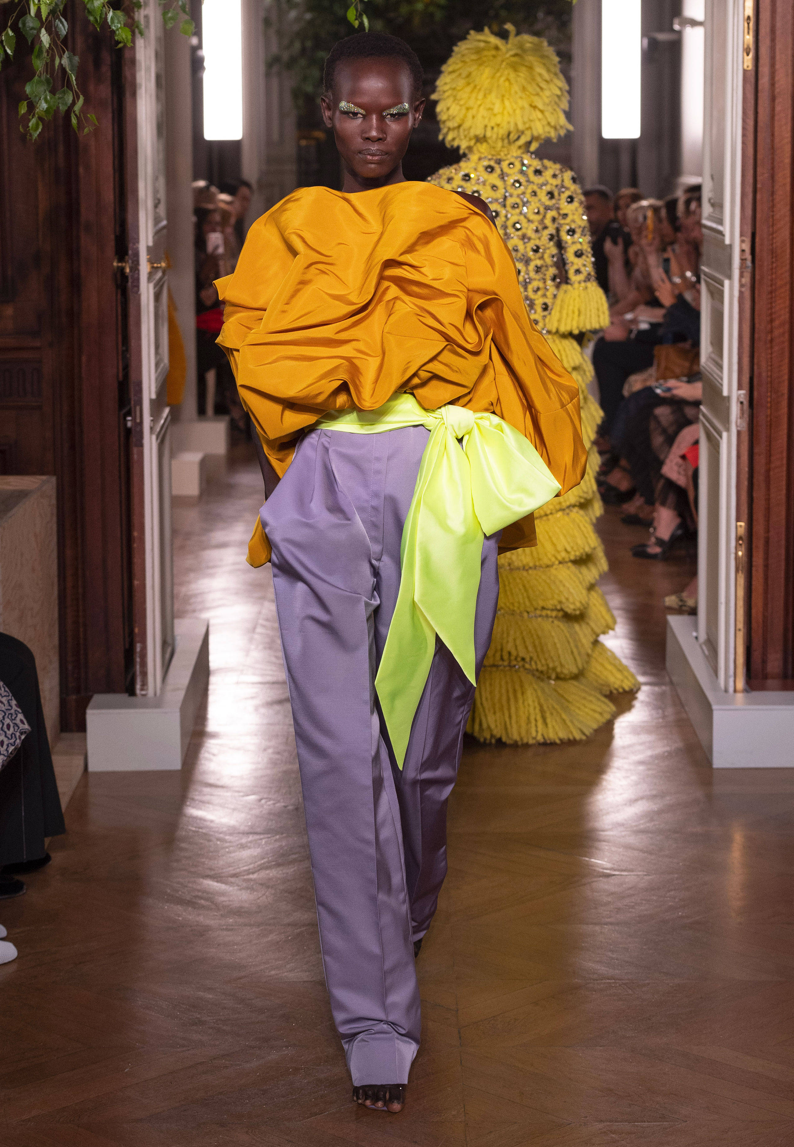 Valentino - Haute Couture Fall/Winter 2019-20 - Look 2