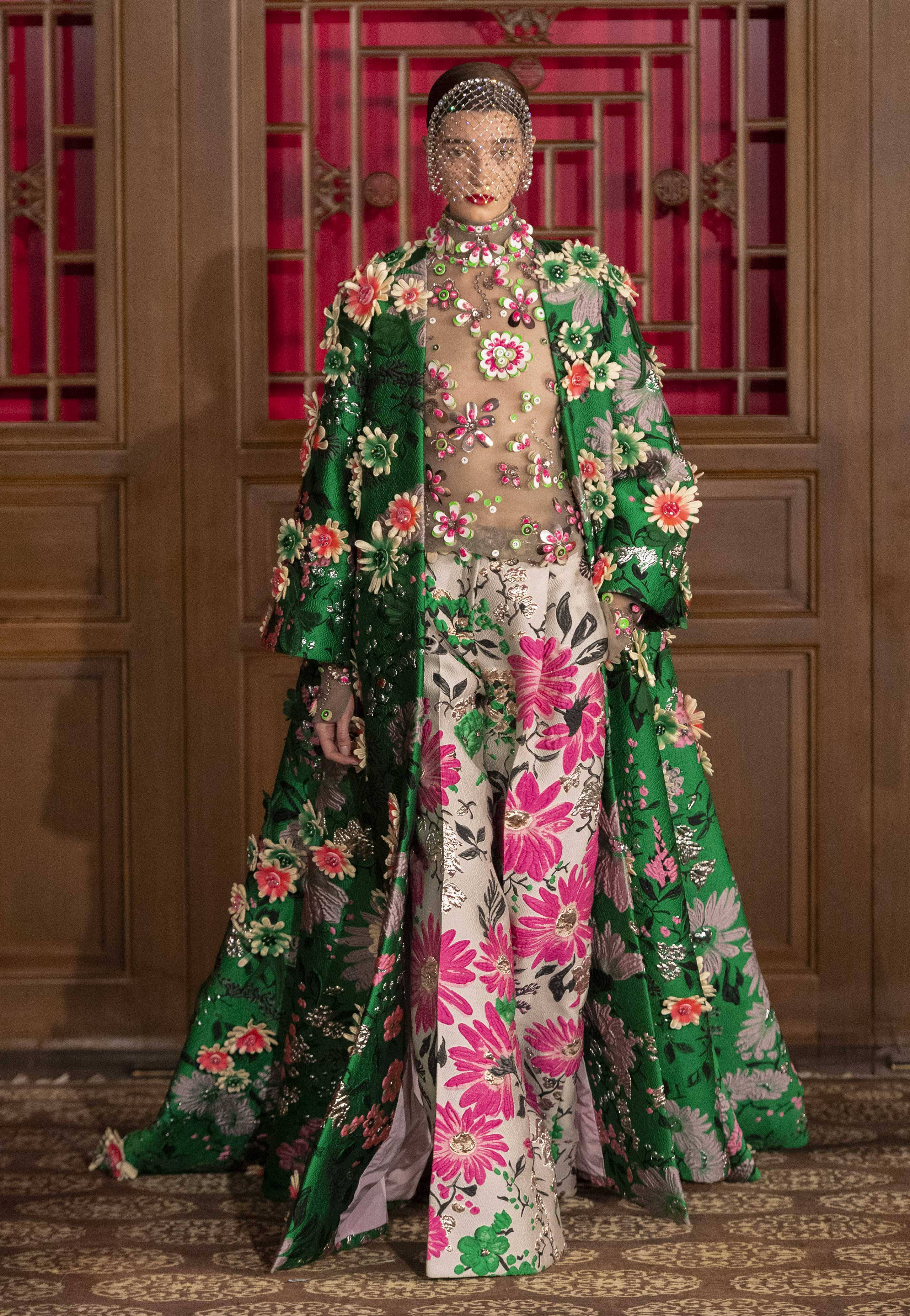 Valentino - Haute Couture Beijing - Look 25