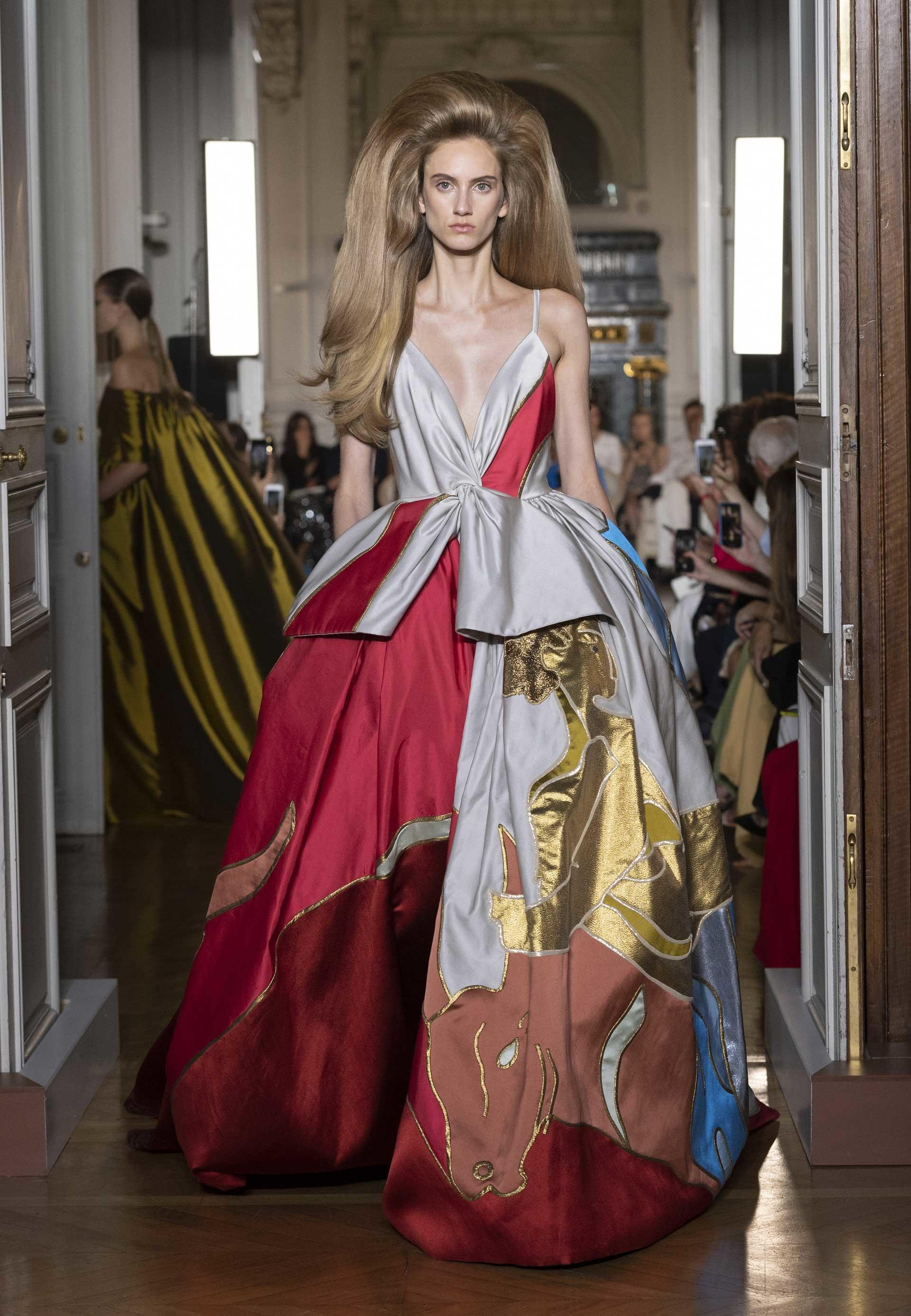 Valentino - Haute Couture Autumn/Winter 2018-19 - Look 55