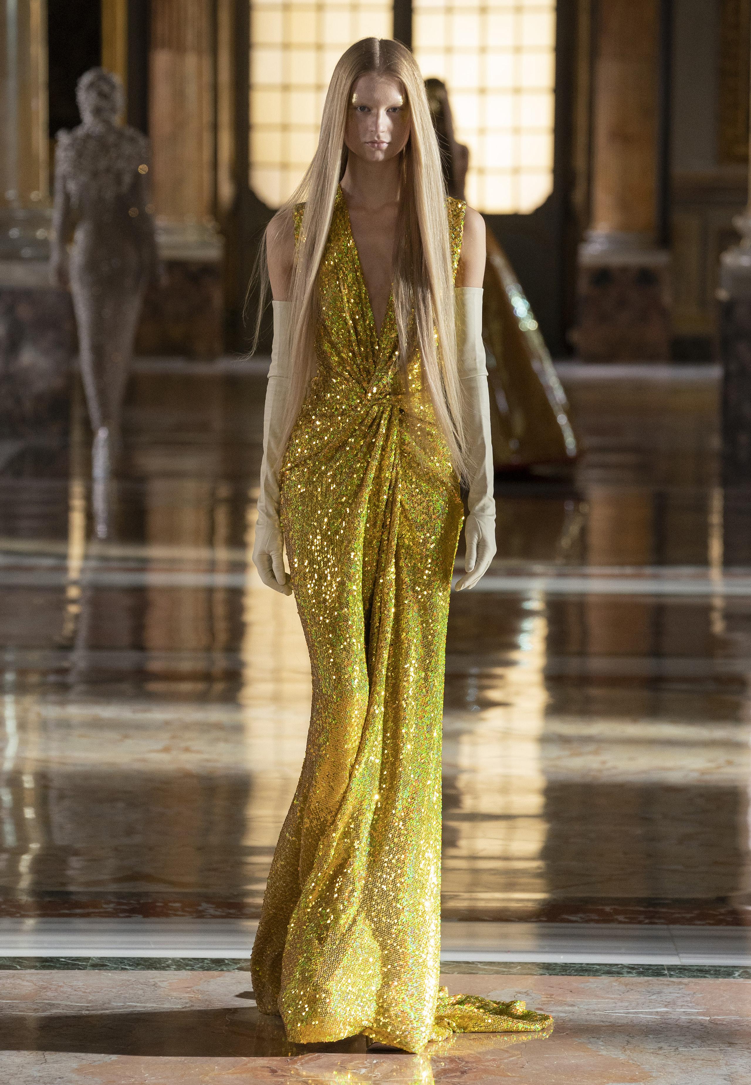 Valentino - Haute Couture Spring/Summer 2021 - Look 72