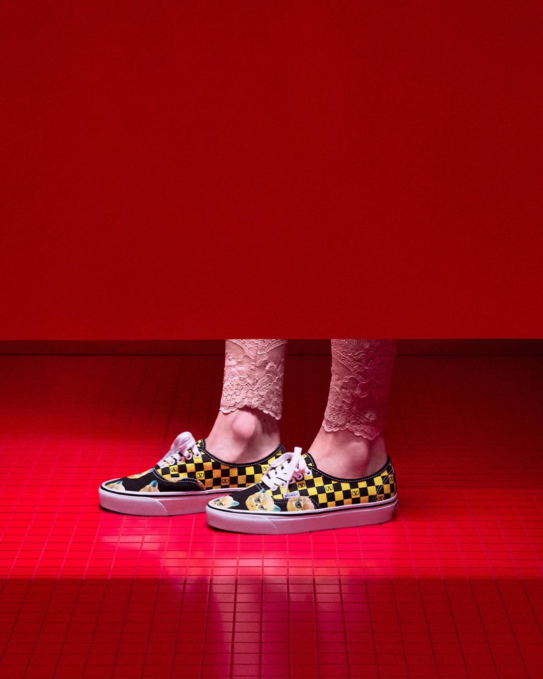 良品　ヴァレンティノ　ガラヴァーニ　アンダーカバー　コラボ　スニーカー　42 VALENTINO ヴァレンティノ GARAVANI UNDERCOVER SY0S0C20