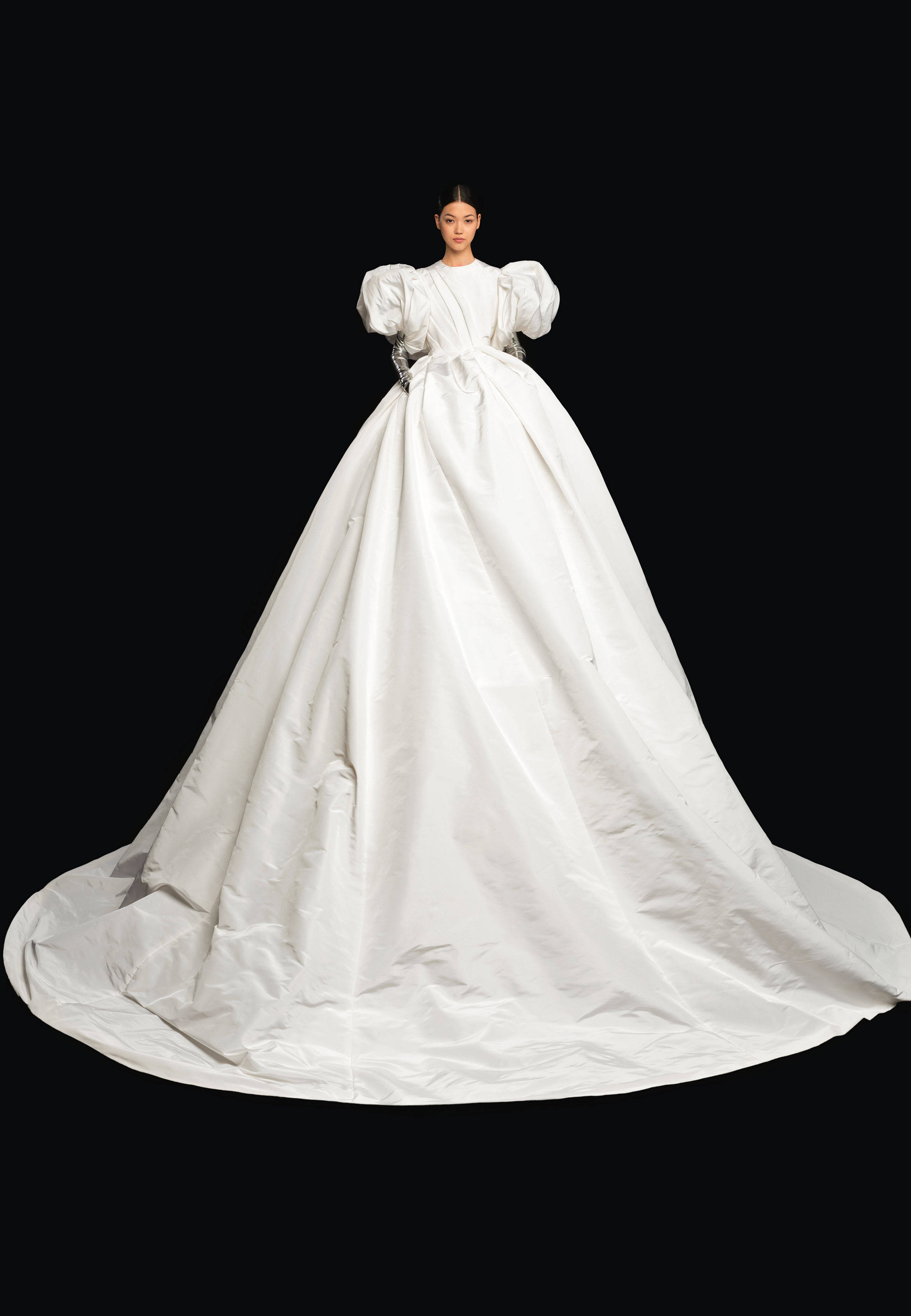 Valentino - Haute Couture Autumn/Winter 2020-21 - Look 9