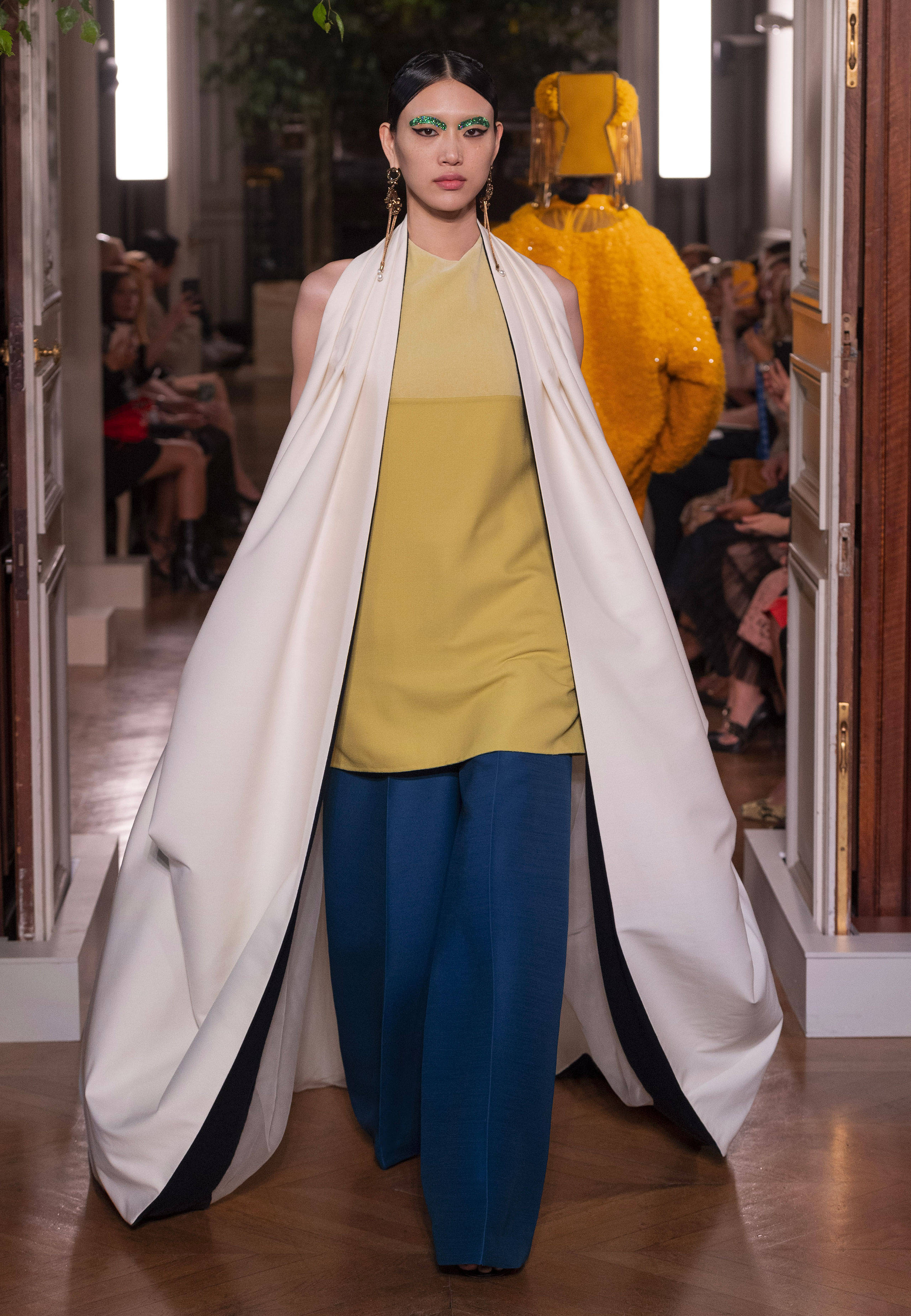 Valentino - Haute Couture Fall/Winter 2019-20 - Look 4