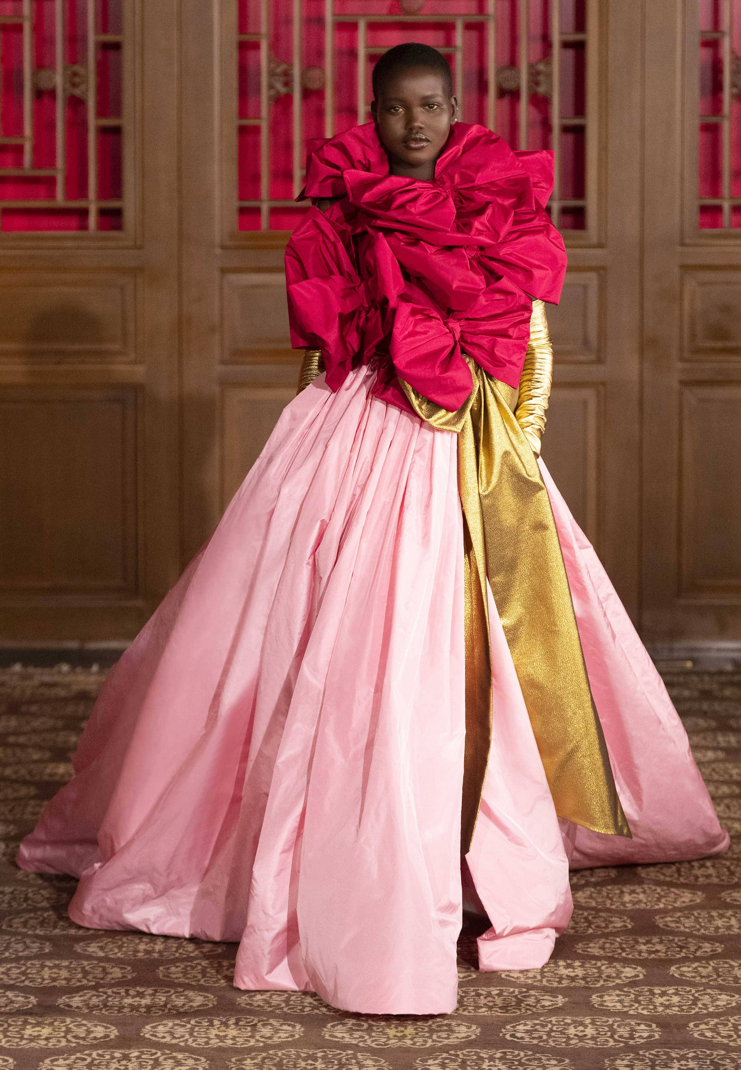 Valentino - Haute Couture Beijing - Look 3