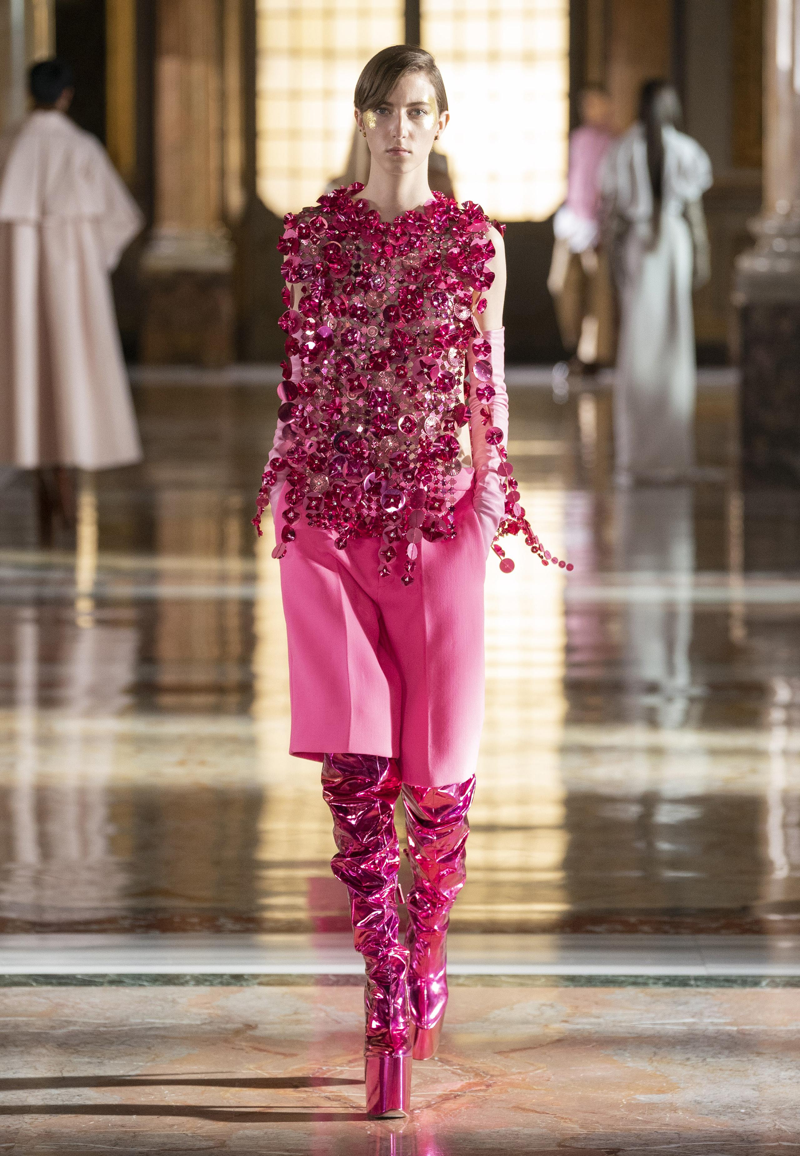 Valentino - Haute Couture Spring/Summer 2021 - Look 12